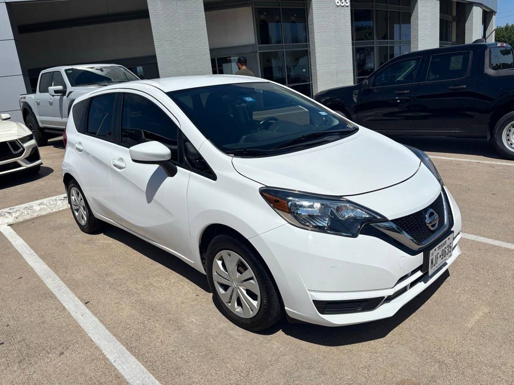 2017 Nissan Versa 1.6 SV — Hatchback — 98,799 mi — Arlington, TX