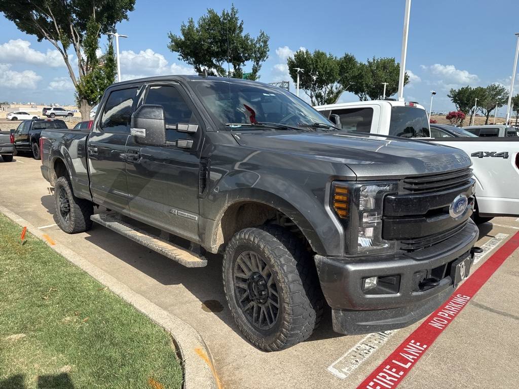 2019 Ford Super Duty F-250 Lariat — Pickup Truck — 61,869 mi — Arlington, TX