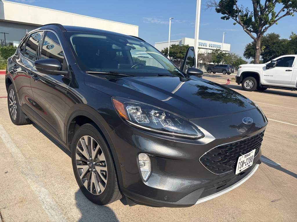 2020 Ford Escape Titanium — SUV — 14,992 mi — Arlington, TX