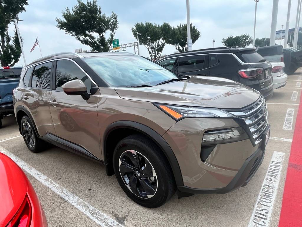 2024 Nissan Rogue SV — SUV — 13,804 mi — Arlington, TX