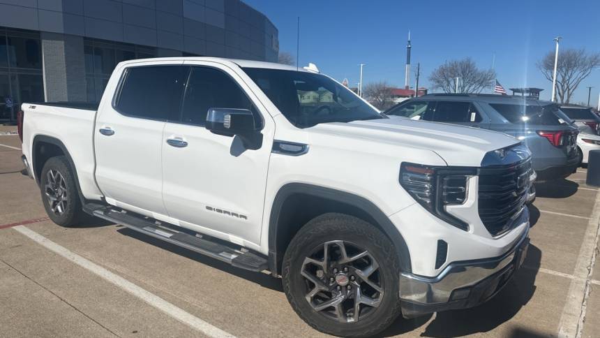 2022 GMC Sierra 1500 SLT — Pickup Truck — 43,787 mi — Arlington, TX