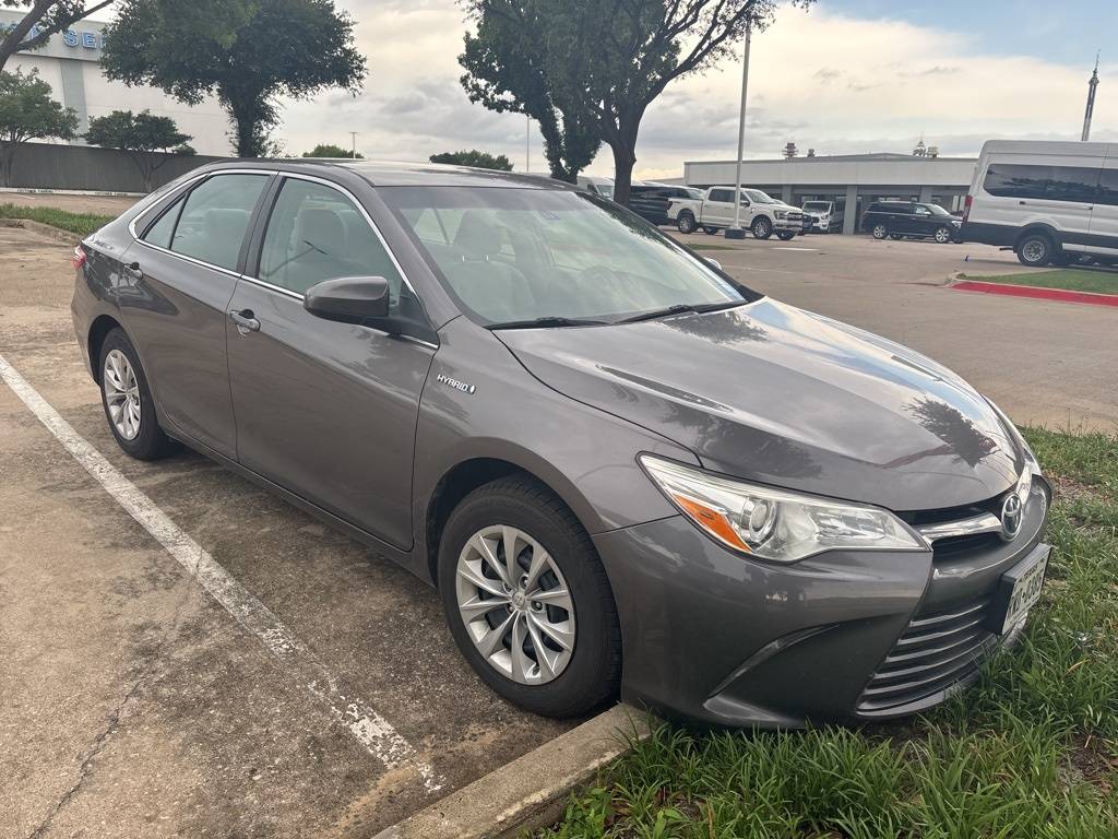 2017 Toyota Camry Hybrid LE — Sedan — 74,064 mi — Arlington, TX