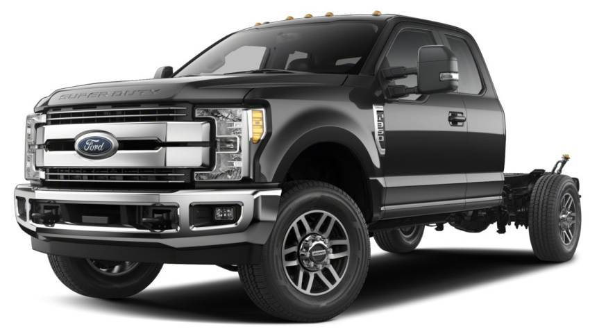 2019 Ford Super Duty F-350 Chassis Cab XL — Chassis Cab Truck — 189,356 mi — Arlington, TX