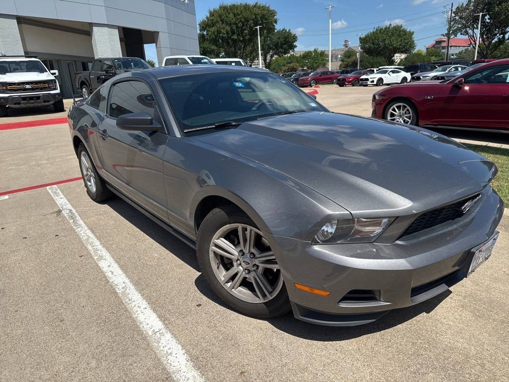 2011 Ford Mustang V6 — Coupe — 85,609 mi — Arlington, TX