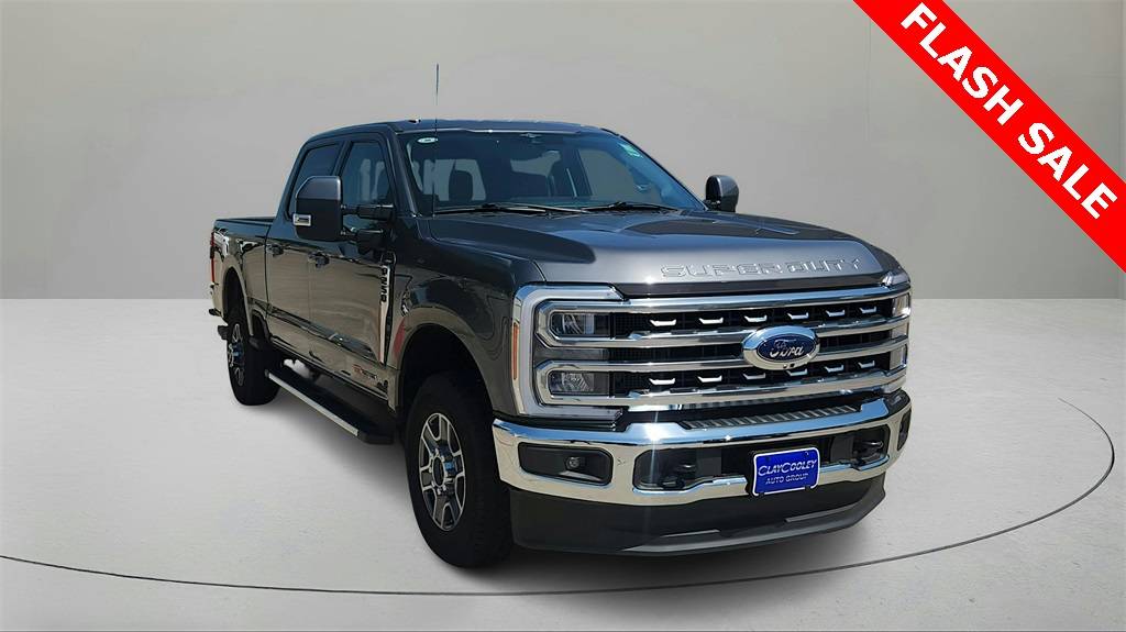 2023 Ford Super Duty F-250 LARIAT — Pickup Truck — 18,701 mi — Arlington, TX