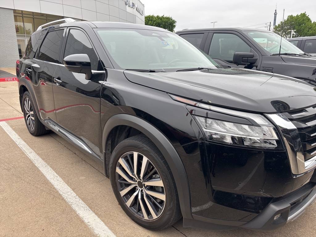2022 Nissan Pathfinder Platinum — SUV — 75,000 mi — Arlington, TX