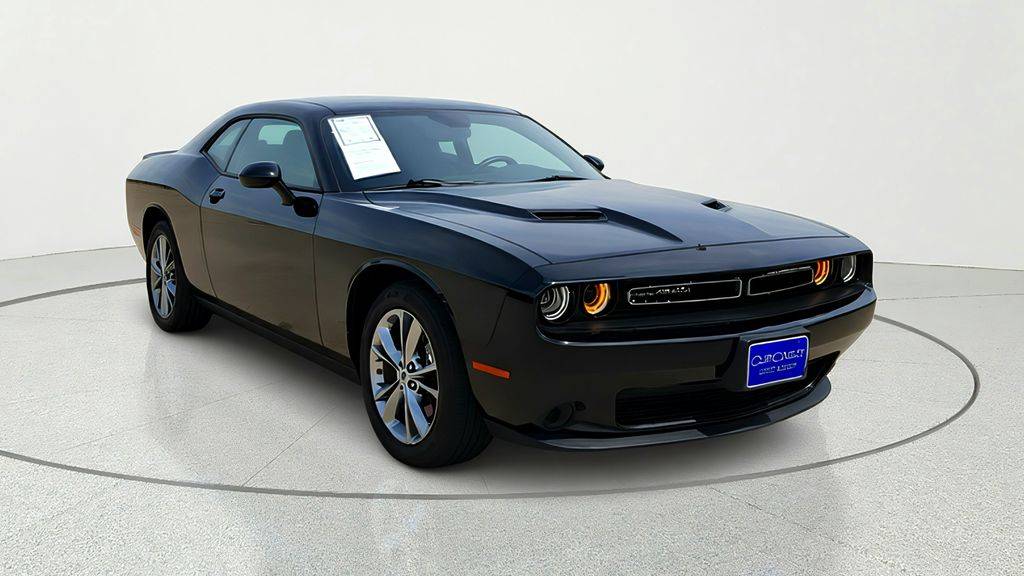2023 Dodge Challenger SXT