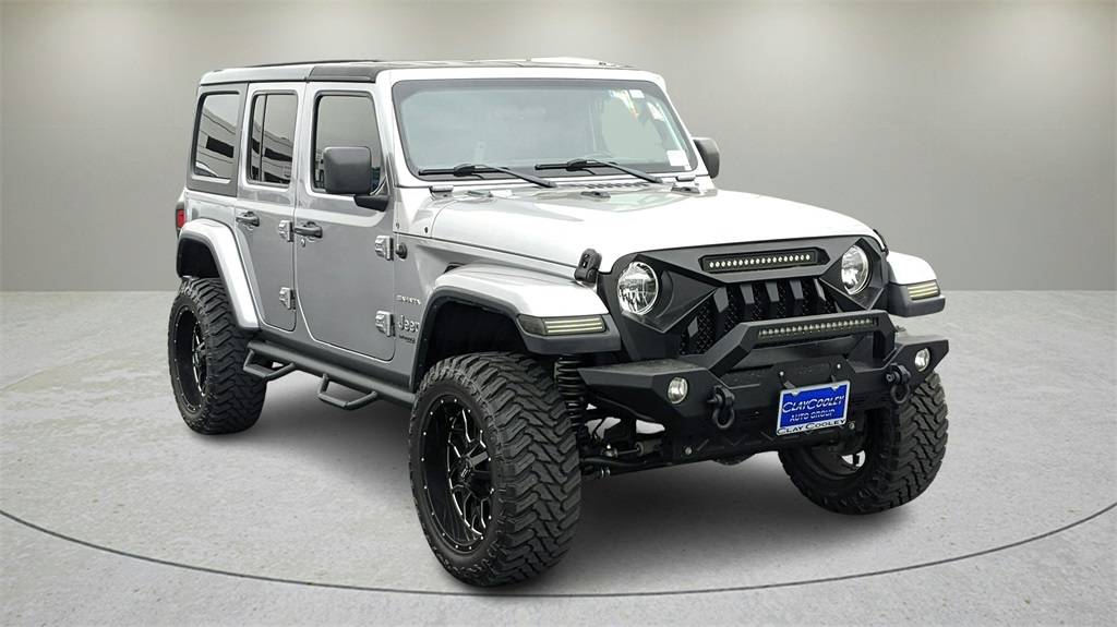 2020 Jeep Wrangler Sahara — SUV — 65,473 mi — Arlington, TX