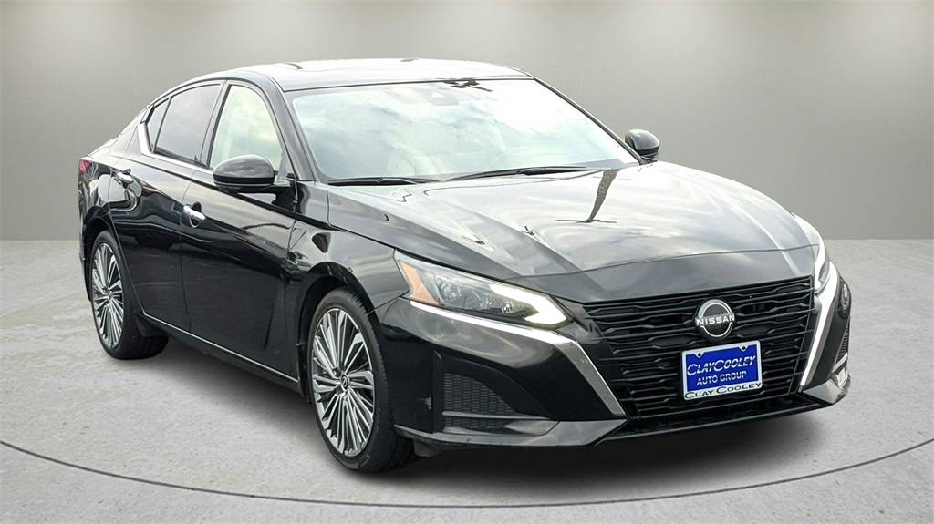 2023 Nissan Altima SL — Sedan — 40,300 mi — Arlington, TX