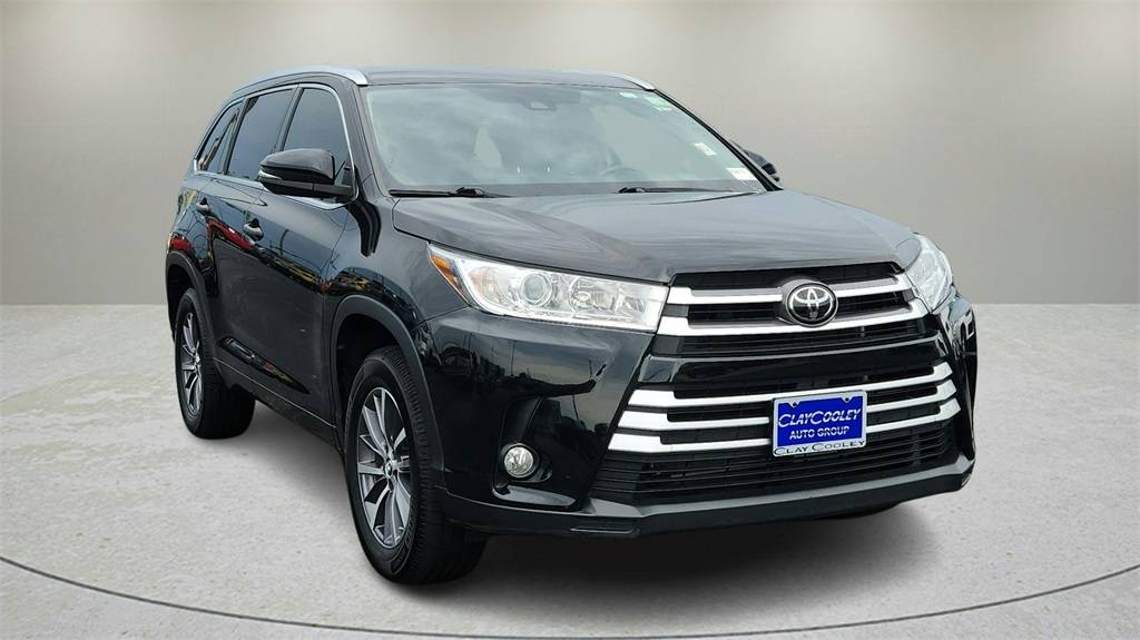 2018 Toyota Highlander SE V6 — SUV — 55,283 mi — Arlington, TX