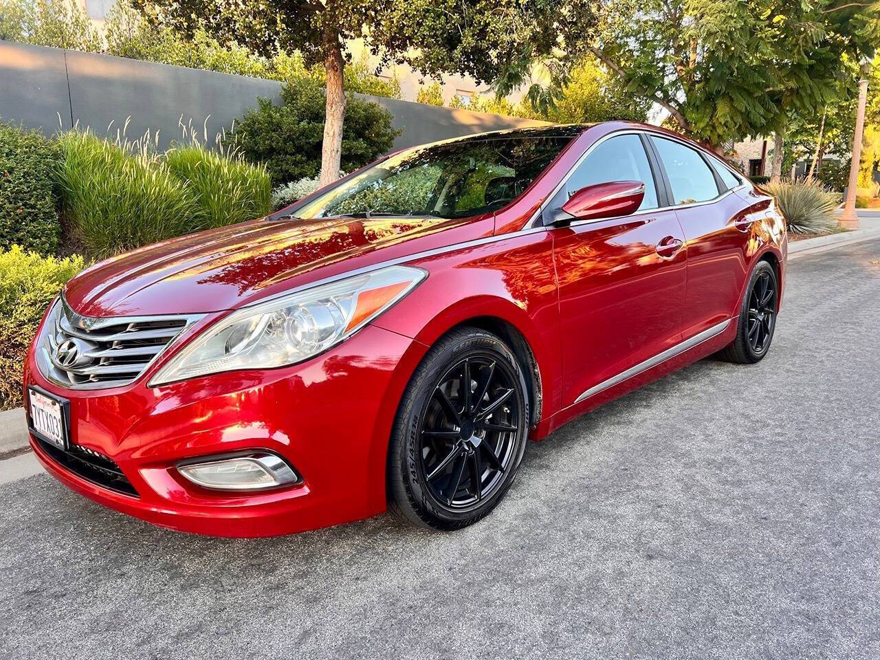 2012 Hyundai Azera Base — Sedan — 118,000 mi — Huntington Beach, CA