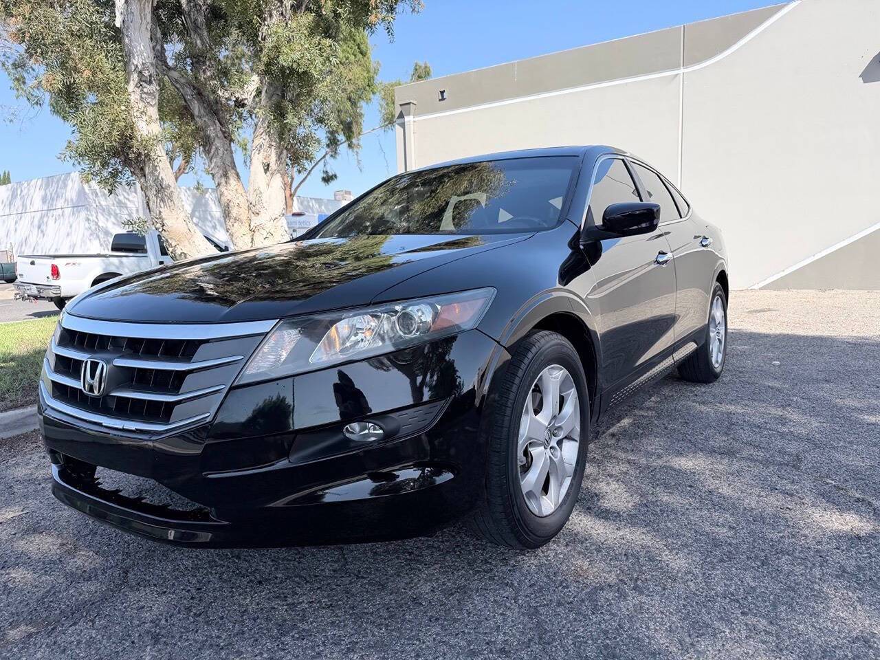 2012 Honda Crosstour EX-L V6 — Sedan — 125,000 mi — Huntington Beach, CA