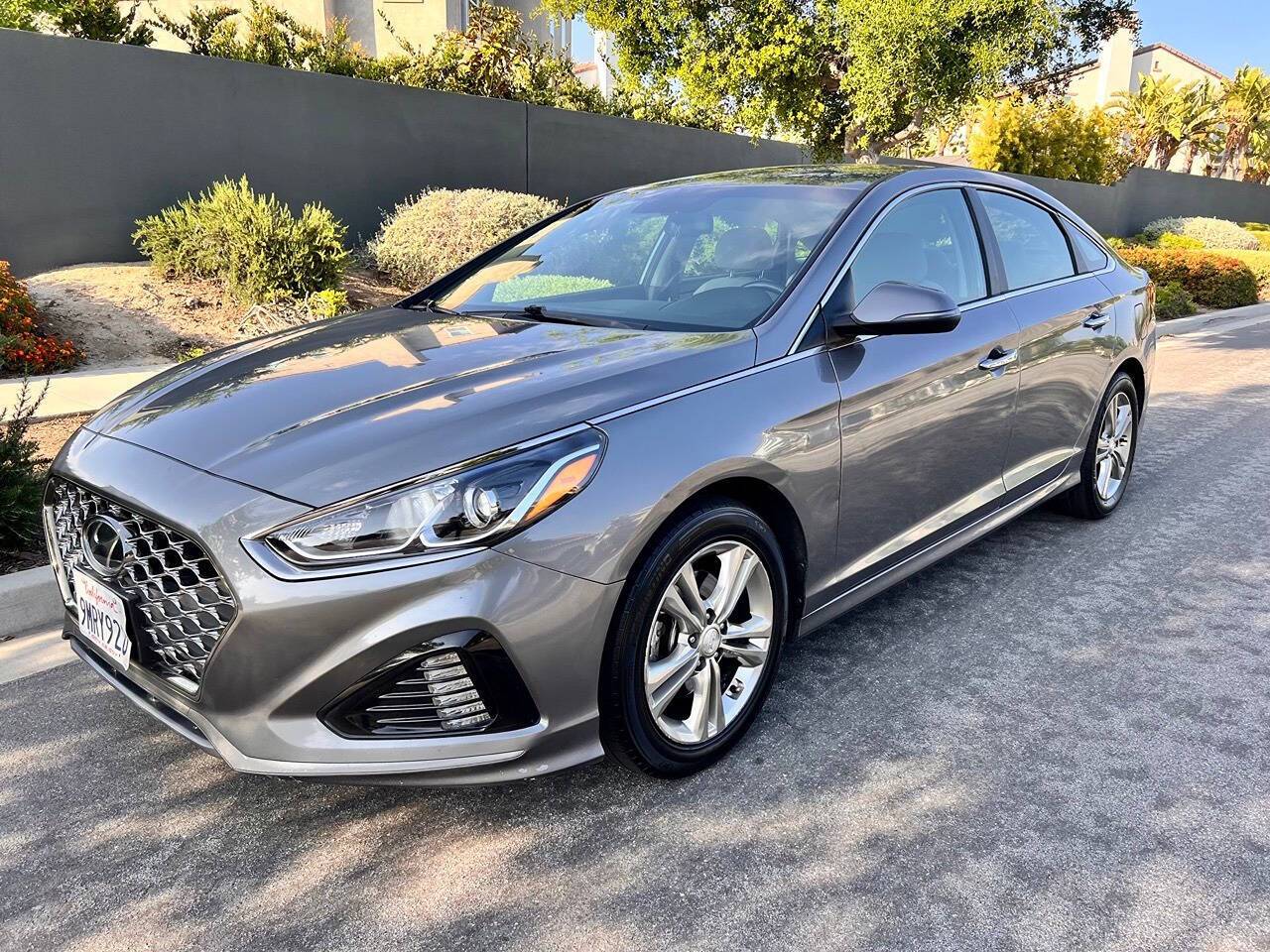 2019 Hyundai Sonata SEL — Sedan — 101,000 mi — Huntington Beach, CA