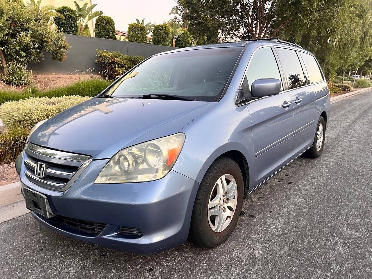 2006 Honda Odyssey EX-L — Minivan — 142,000 mi — Huntington Beach, CA