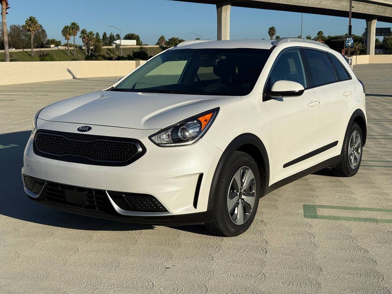 2019 Kia Niro Hybrid LX — SUV — 99,500 mi — Huntington Beach, CA