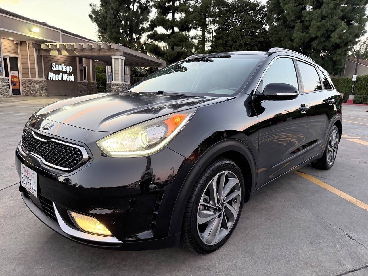 2018 Kia Niro Hybrid Touring — SUV — 135,000 mi — Huntington Beach, CA