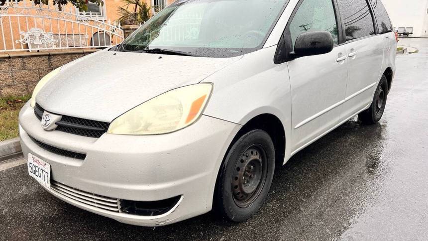 2004 Toyota Sienna CE — Minivan — 165,300 mi — Huntington Beach, CA