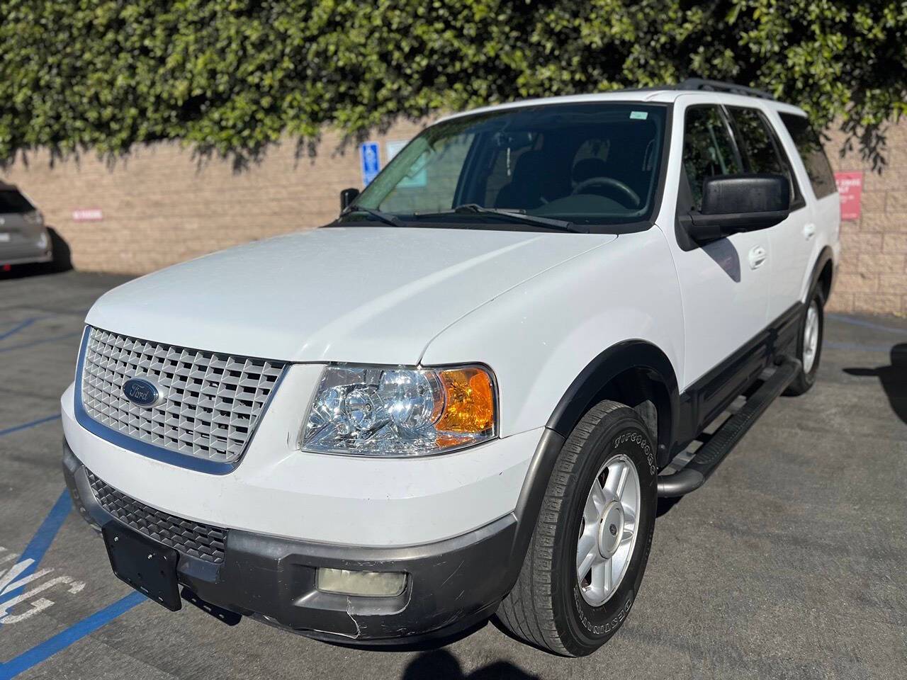 2005 Ford Expedition XLT — SUV — 135,000 mi — Huntington Beach, CA