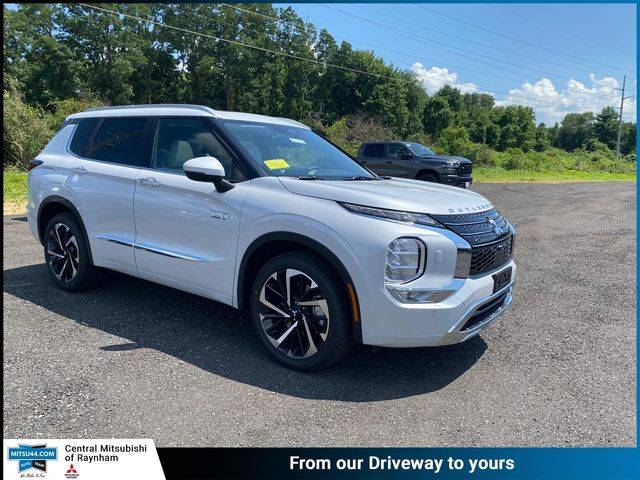 2025 Mitsubishi Outlander PHEV SEL