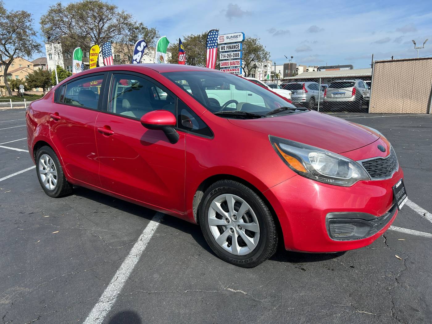 2014 Kia Rio LX — Sedan — 177,609 mi — Santa Ana, CA