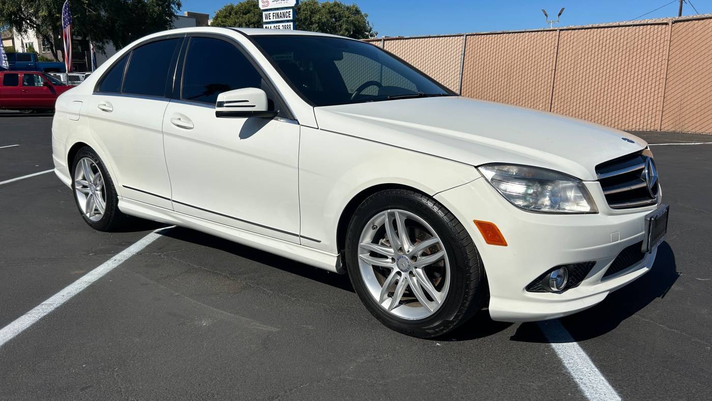 2010 Mercedes-Benz C-Class C 300 Luxury