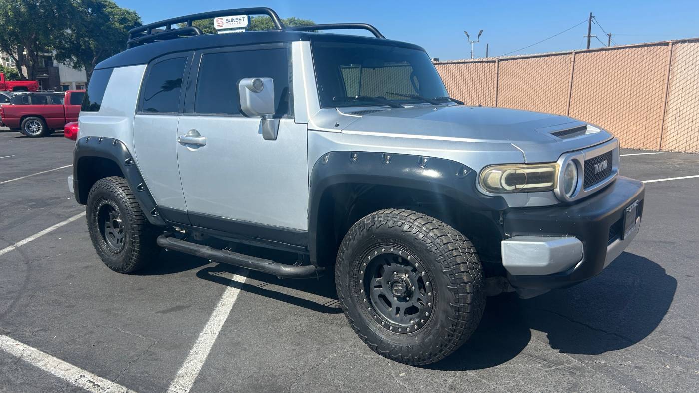 2007 Toyota FJ Cruiser Base — SUV — 138,110 mi — Santa Ana, CA