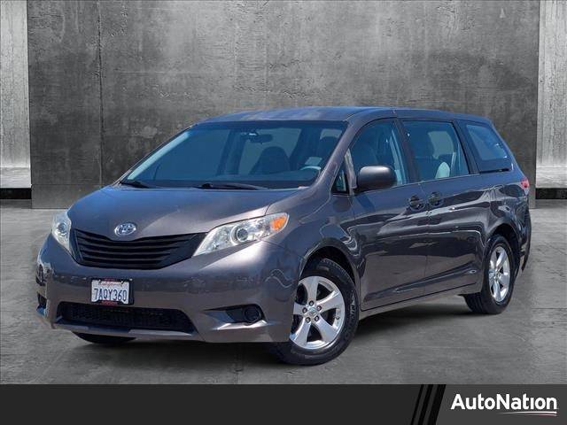 2013 Toyota Sienna L — Minivan — 44,767 mi — Santa Clara, CA