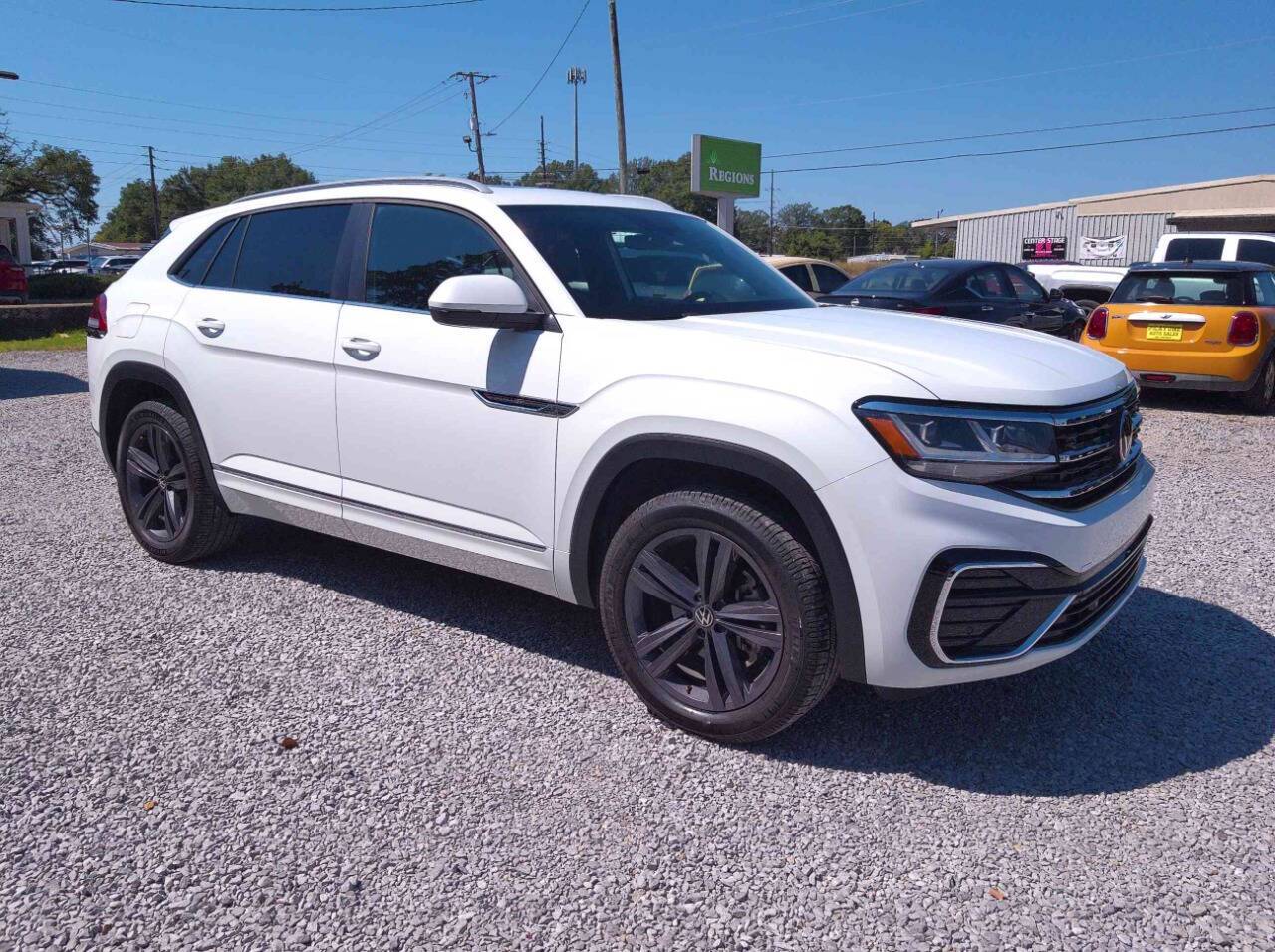 2021 Volkswagen Atlas Cross Sport SE with Technology R-Line — SUV — 68,980 mi — Picayune, MS