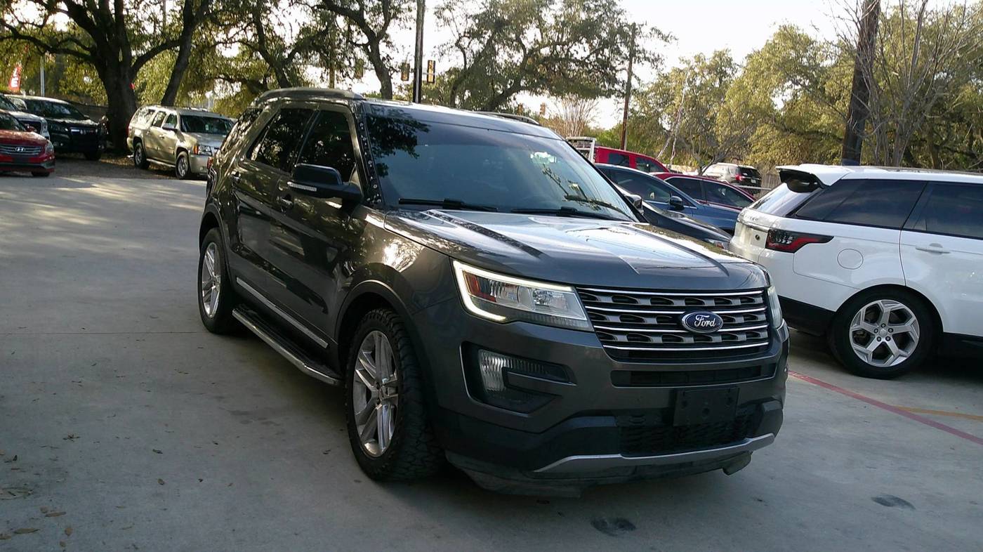 2016 Ford Explorer XLT — SUV — 146,539 mi — San Antonio, TX