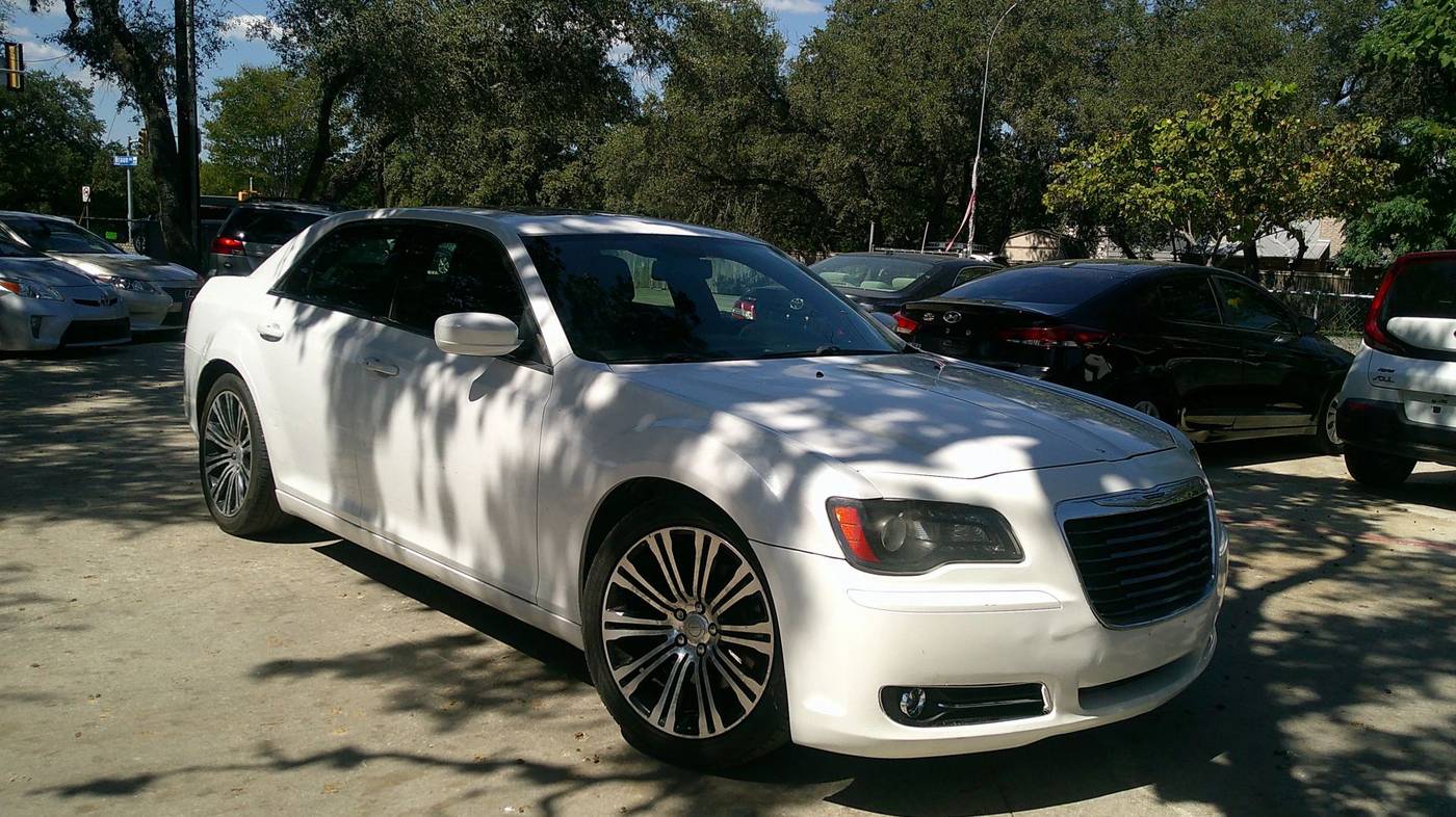 2014 Chrysler 300 S — Sedan — 159,215 mi — San Antonio, TX