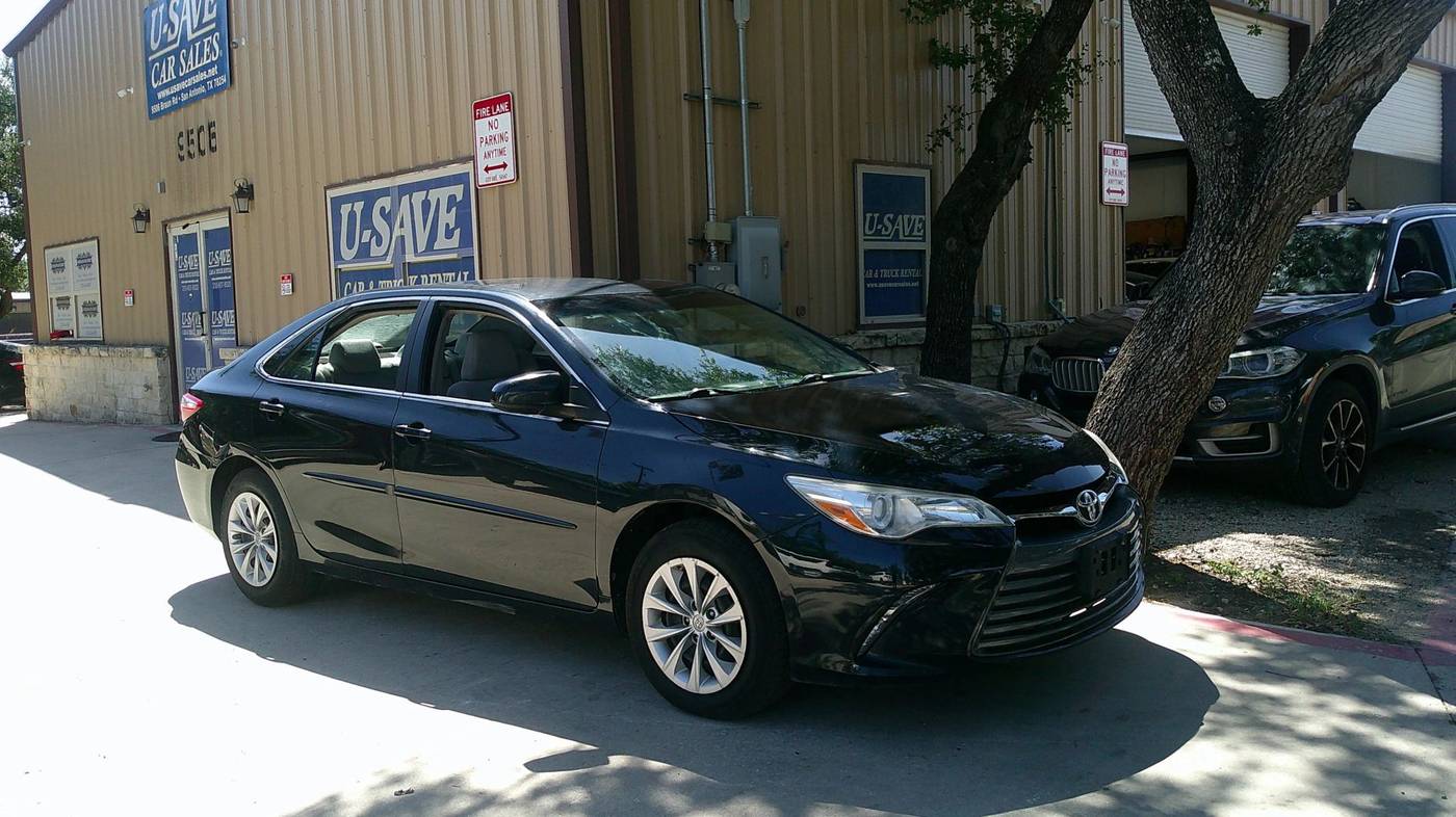 2017 Toyota Camry LE — Sedan — 113,056 mi — San Antonio, TX