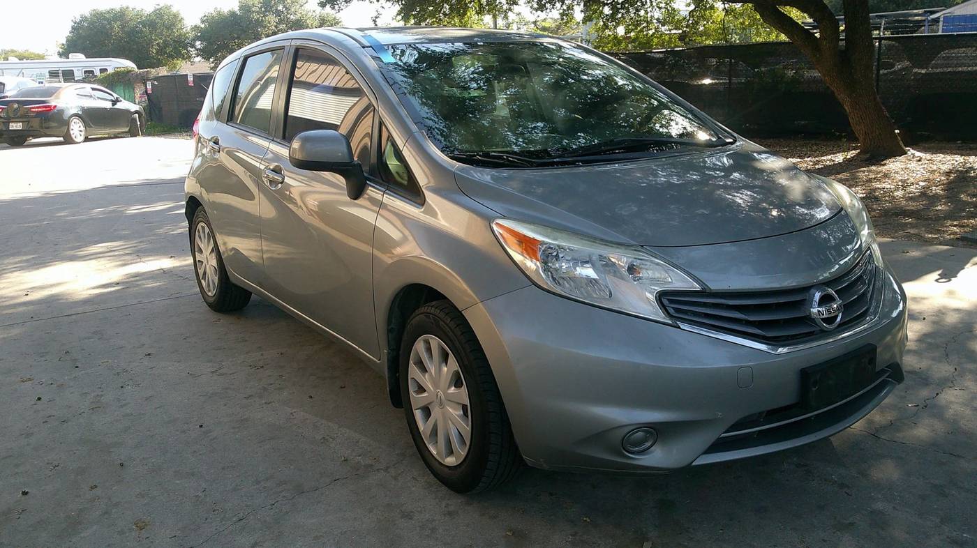 2014 Nissan Versa 1.6 SV — Hatchback — 44,866 mi — San Antonio, TX