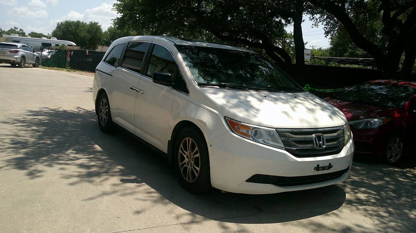 2012 Honda Odyssey EX-L — Minivan — 161,022 mi — San Antonio, TX
