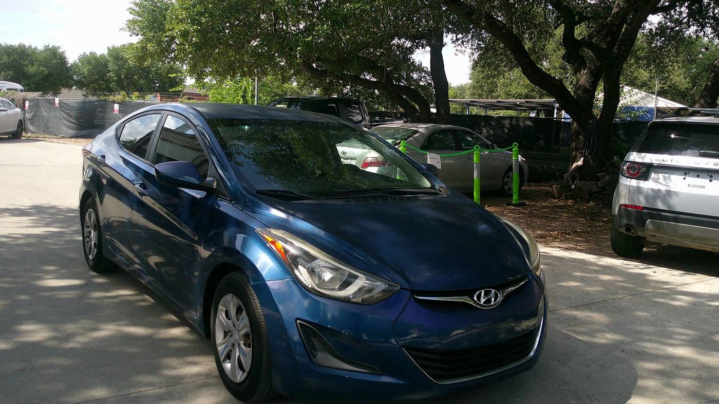 2016 Hyundai Elantra SE — Sedan — 90,830 mi — San Antonio, TX