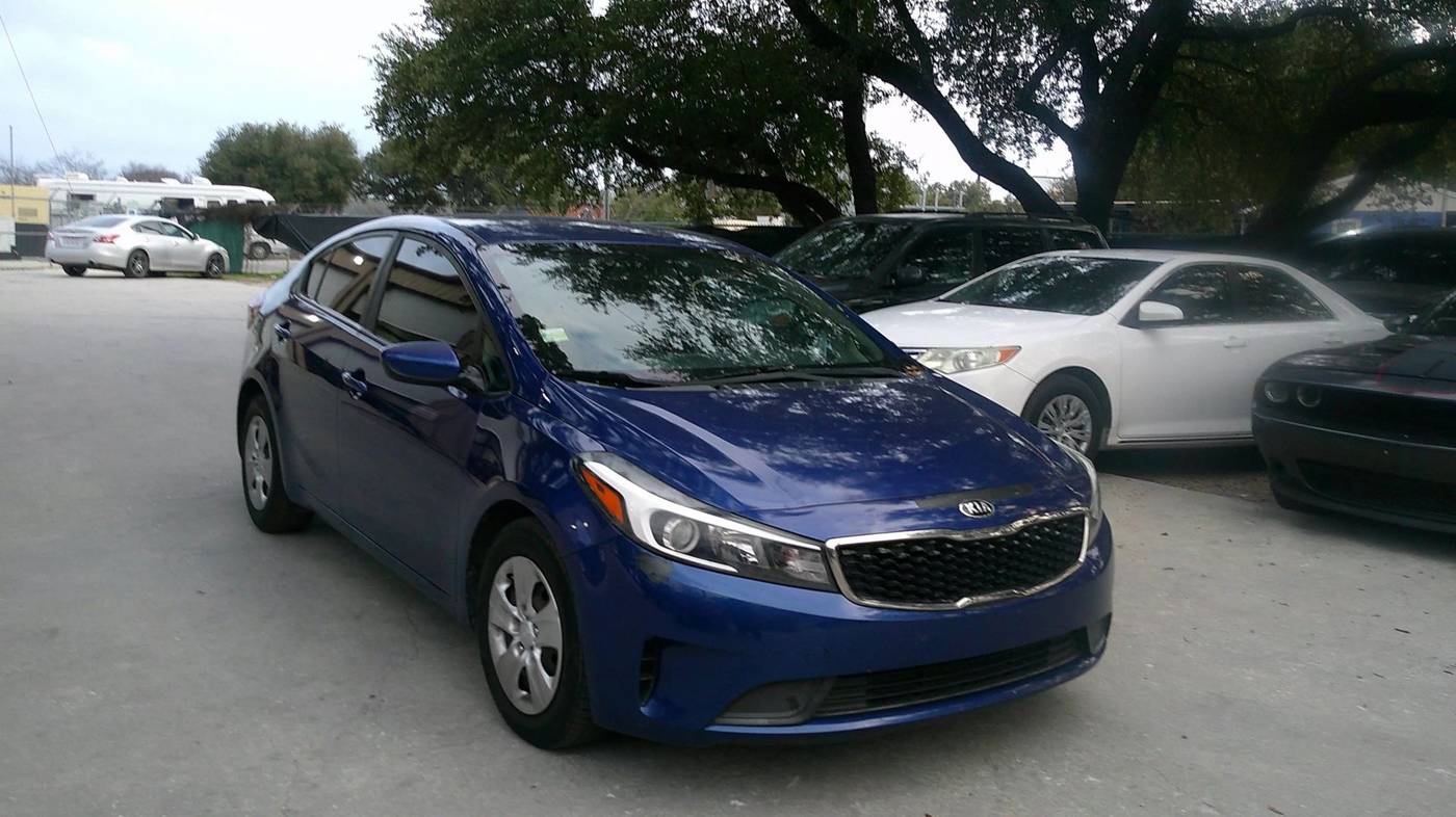 2017 Kia Forte LX — Sedan — 122,729 mi — San Antonio, TX