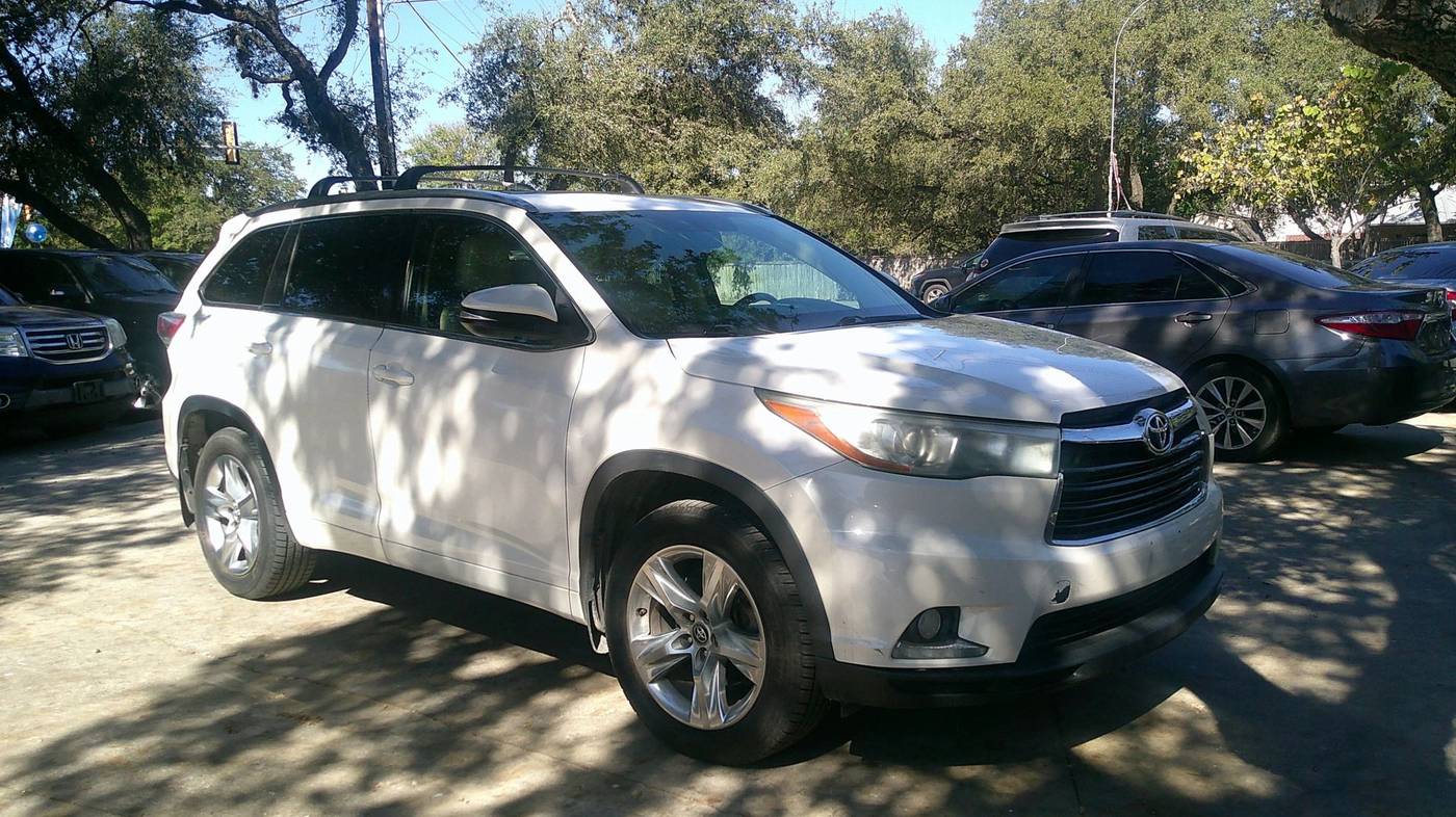 2016 Toyota Highlander Limited — SUV — 142,103 mi — San Antonio, TX