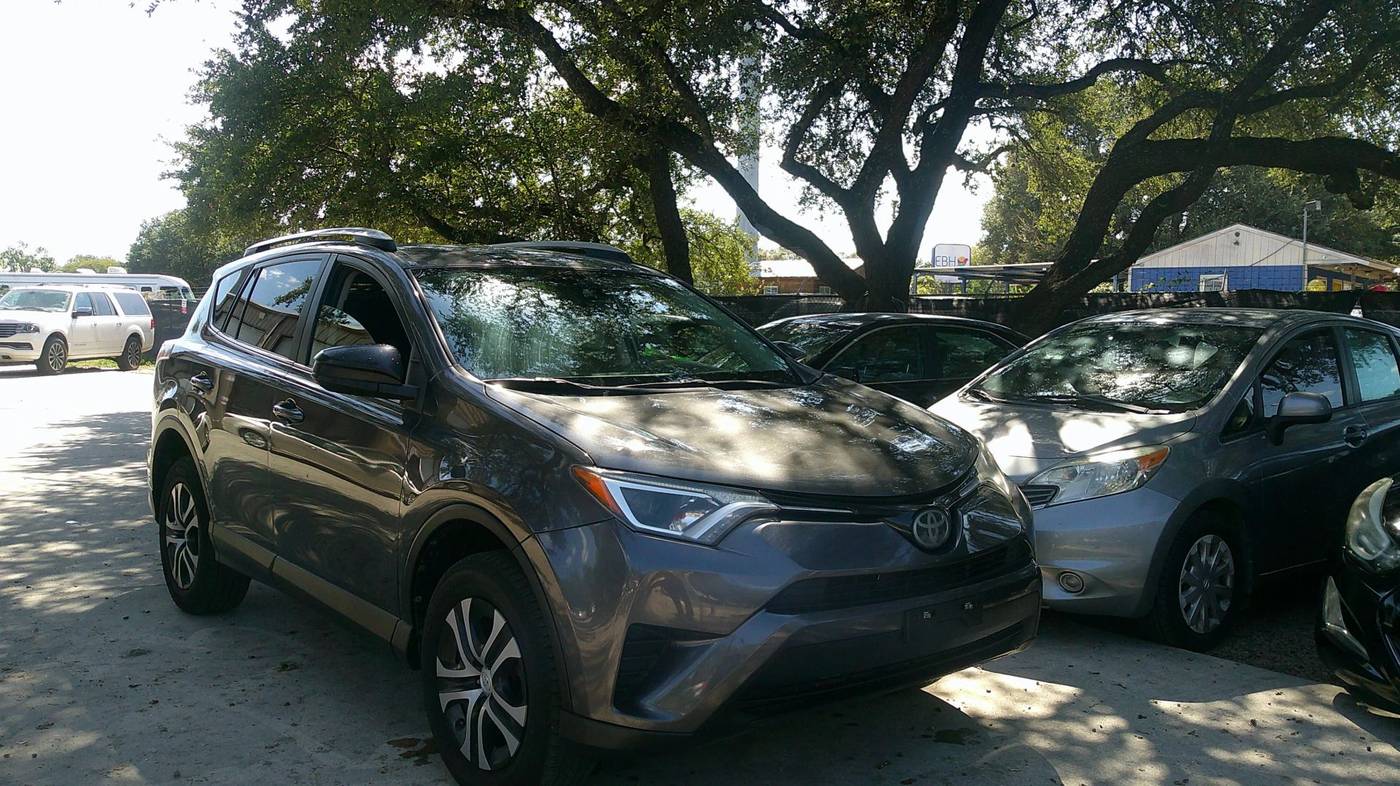 2017 Toyota RAV4 LE — SUV — 154,507 mi — San Antonio, TX