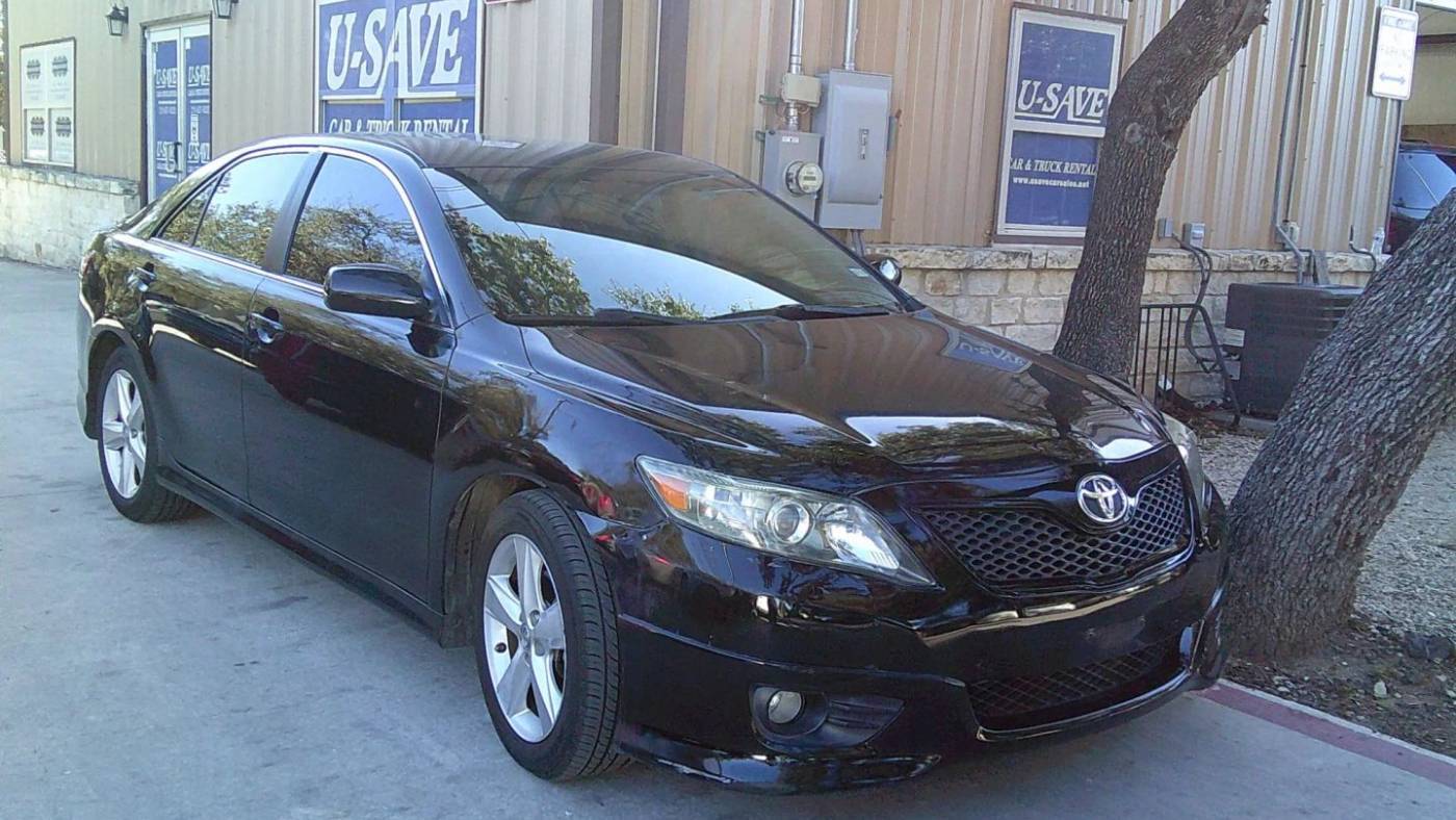 2010 Toyota Camry Base — Sedan — 181,278 mi — San Antonio, TX