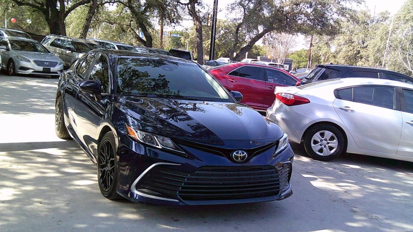 2022 Toyota Camry LE — Sedan — 56,592 mi — San Antonio, TX