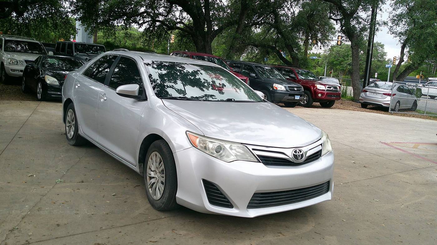 2013 Toyota Camry L — Sedan — 137,142 mi — San Antonio, TX