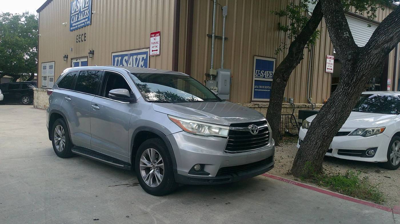 2016 Toyota Highlander LE Plus — SUV — 155,671 mi — San Antonio, TX