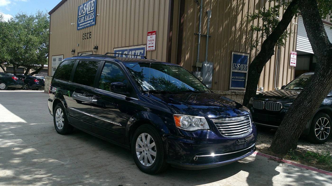 2015 Chrysler Town & Country Touring — Minivan — 87,097 mi — San Antonio, TX