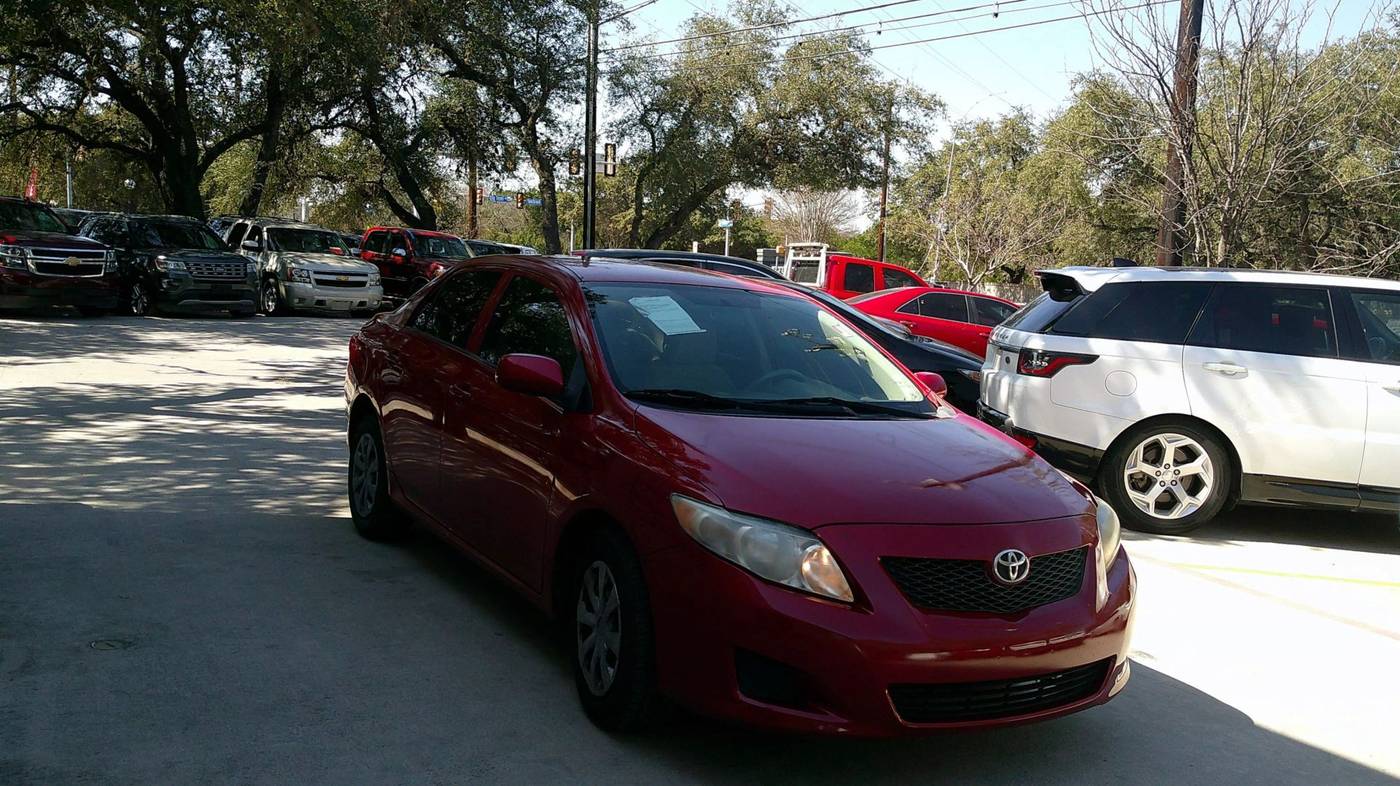 2010 Toyota Corolla LE — Sedan — 122,175 mi — San Antonio, TX