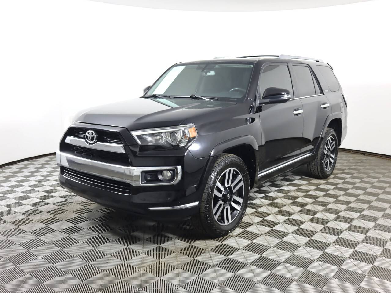2018 Toyota 4Runner Limited — SUV — 108,300 mi — Lynnwood, WA