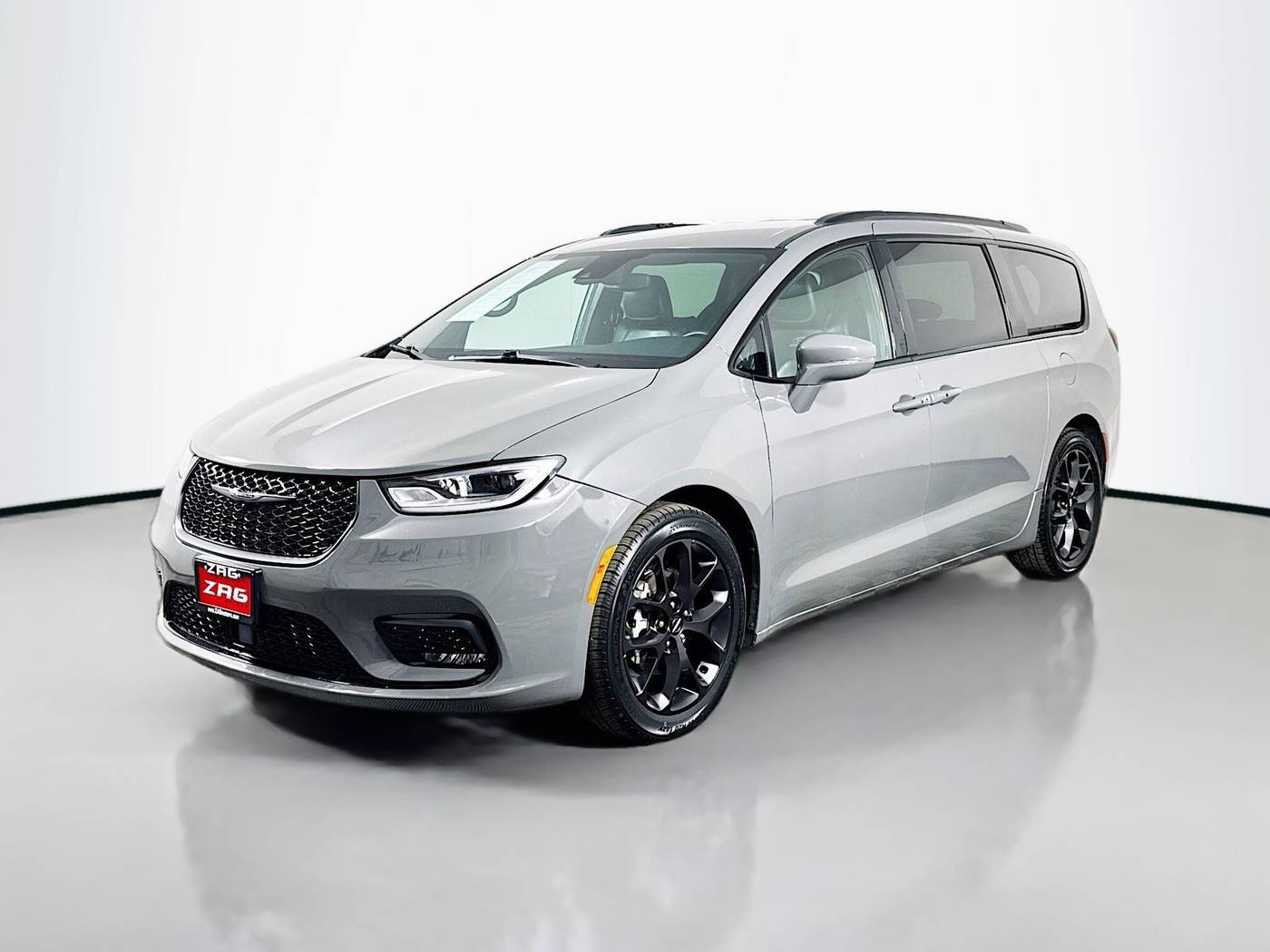 2021 Chrysler Pacifica Touring L — Minivan — 89,781 mi — Lynnwood, WA