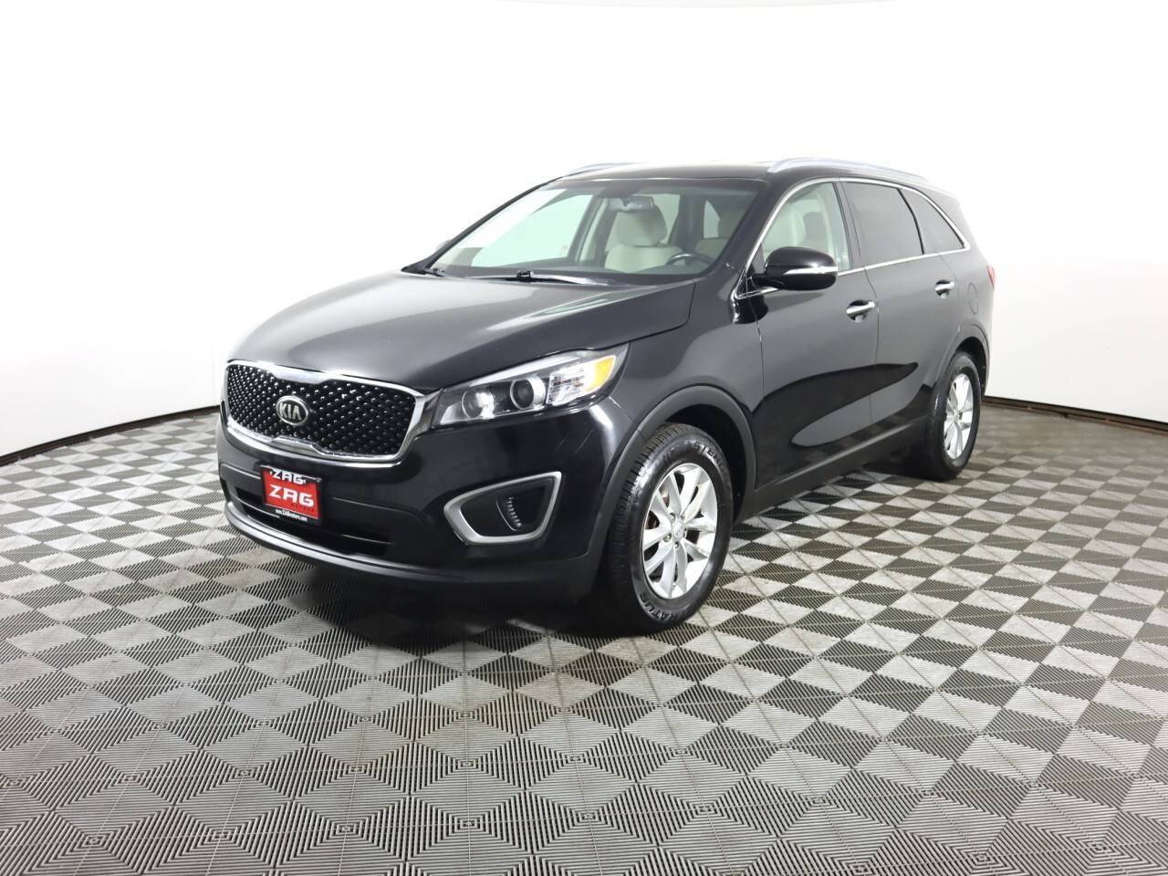 2016 Kia Sorento LX — SUV — 93,941 mi — Lynnwood, WA