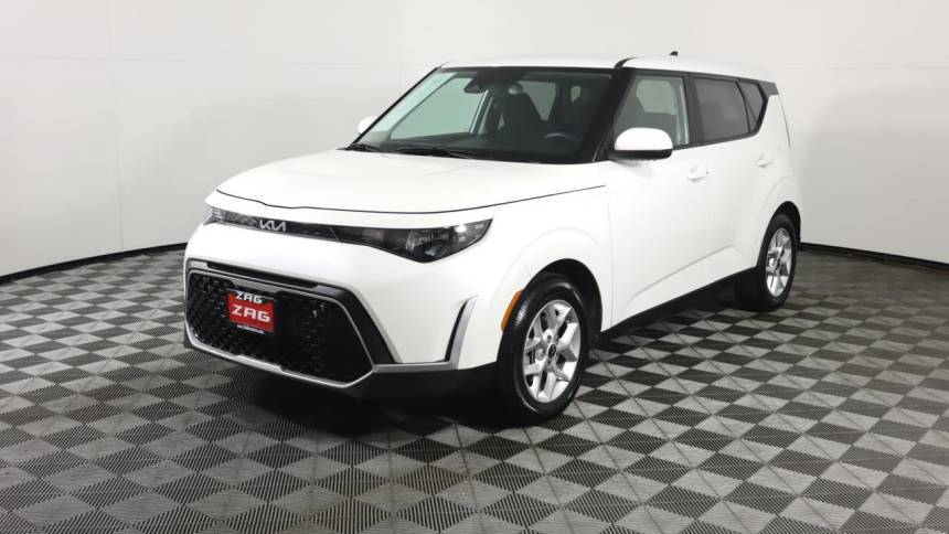 2023 Kia Soul S — Hatchback — 11,290 mi — Lynnwood, WA