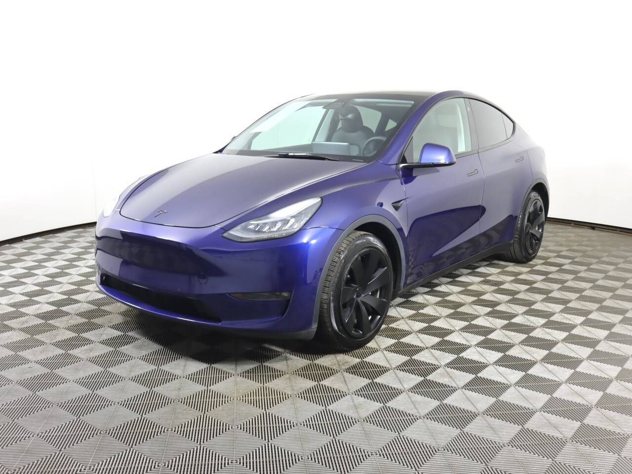 2021 Tesla Model Y Long Range — SUV — 99,384 mi — Lynnwood, WA
