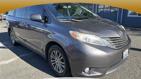 2011 Toyota Sienna XLE 8-Passenger