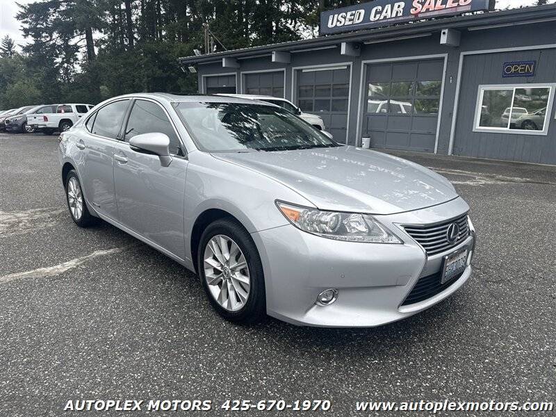 2015 Lexus ES ES 300h — Sedan — 104,123 mi — Lynnwood, WA